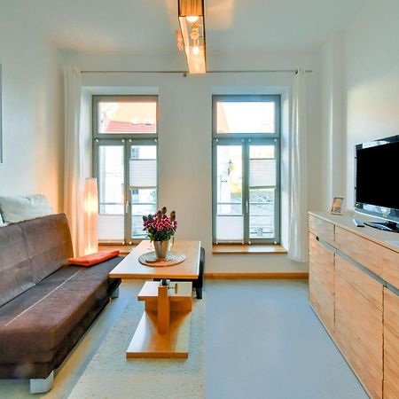 Modern Apartment In Wismar With Private Terrace Buitenkant foto