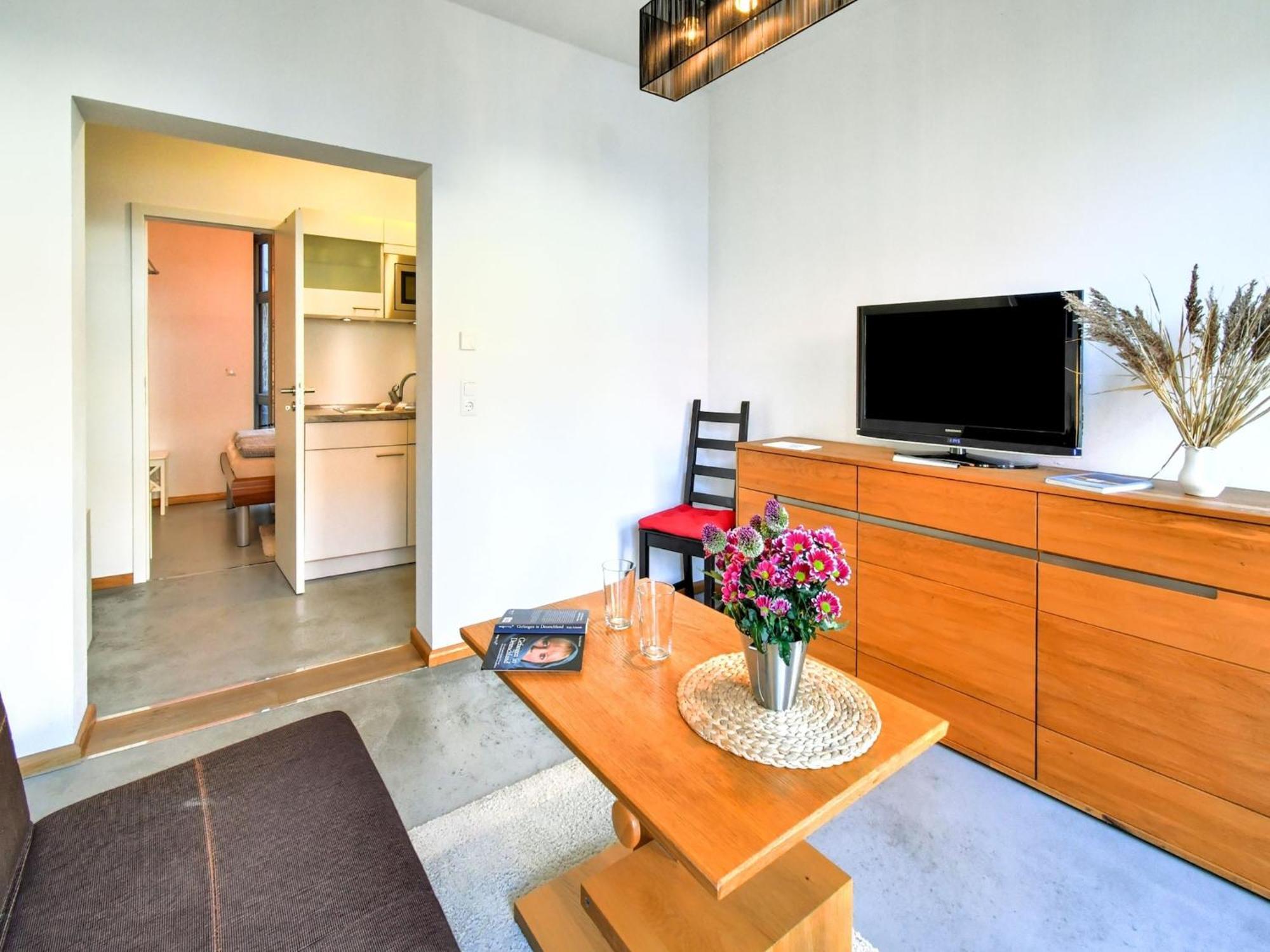 Modern Apartment In Wismar With Private Terrace Buitenkant foto
