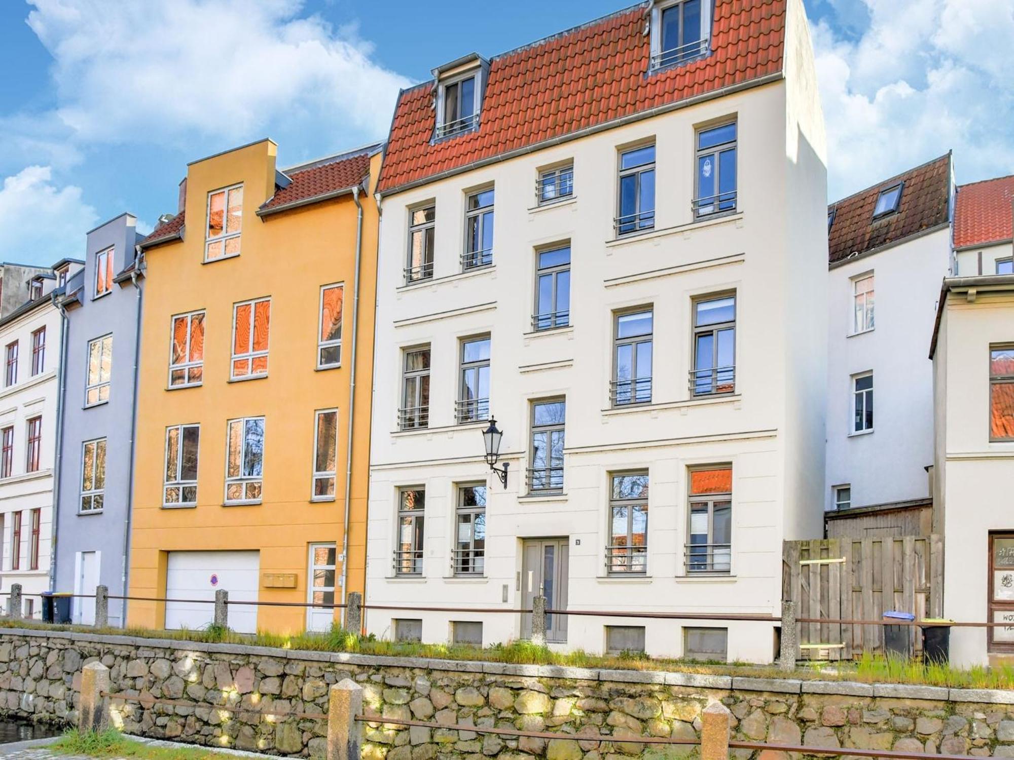 Modern Apartment In Wismar With Private Terrace Buitenkant foto